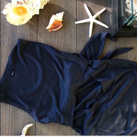 🌴🌼RVCA- BASIC DRESS🌼🌴 - Picture 8 of 9